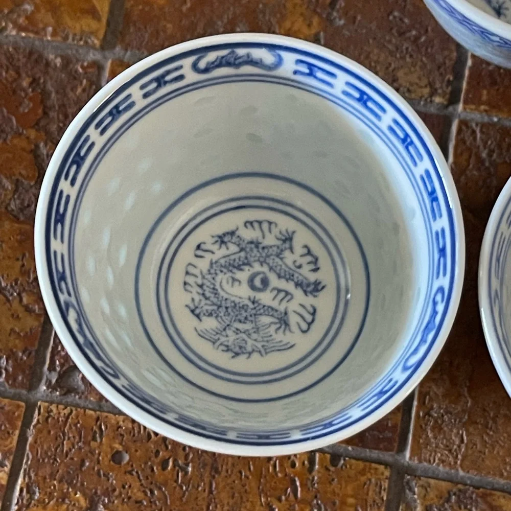 Vintage Tea cups - Picture 3 of 9